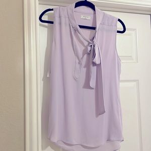 NWT Aritizia Babaton lilac sleeveless blouse